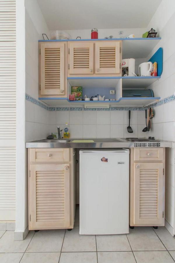 Ferienwohnung Un Pied-A-Terre Face A La Marina Le Marin Exterior foto